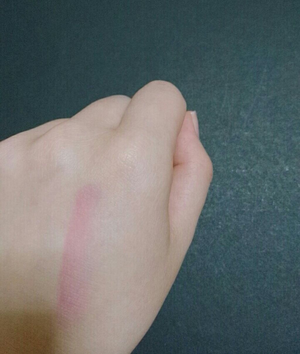 リップ フラッシュ ビッテン ストロボ/MAYBELLINE NEW YORK/口紅を使ったクチコミ(4枚目)