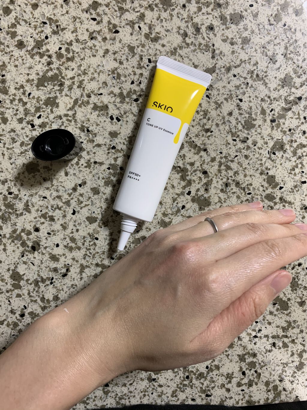 VC トーンアップUVエッセンス/SKIO/日焼け止めローションを使ったクチコミ（3枚目）