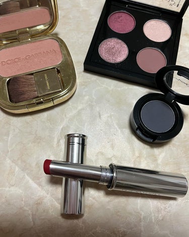 ブラッシュオブローズ ルミナスチークカラー 110/DOLCE&GABBANA BEAUTY/パウダーチークを使ったクチコミ（1枚目）