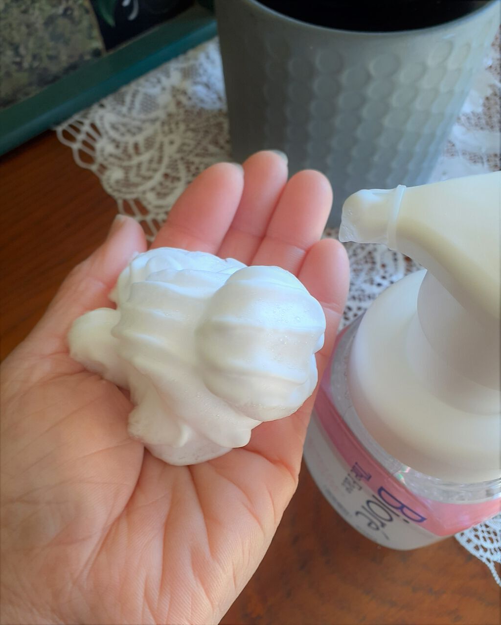 ビオレ ザフェイス 泡洗顔料 ディープモイスト/ビオレ/泡洗顔を使ったクチコミ(2枚目)