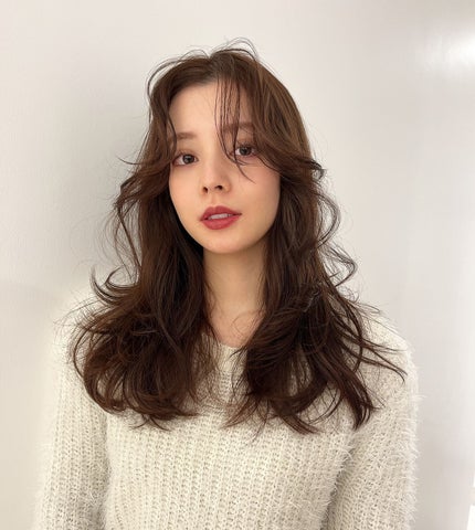 HARUNA on LIPS 「巻き方で変わる‼️色んな巻き方を楽しめます♪.🙋🏼♀️私の載..」(1枚目)