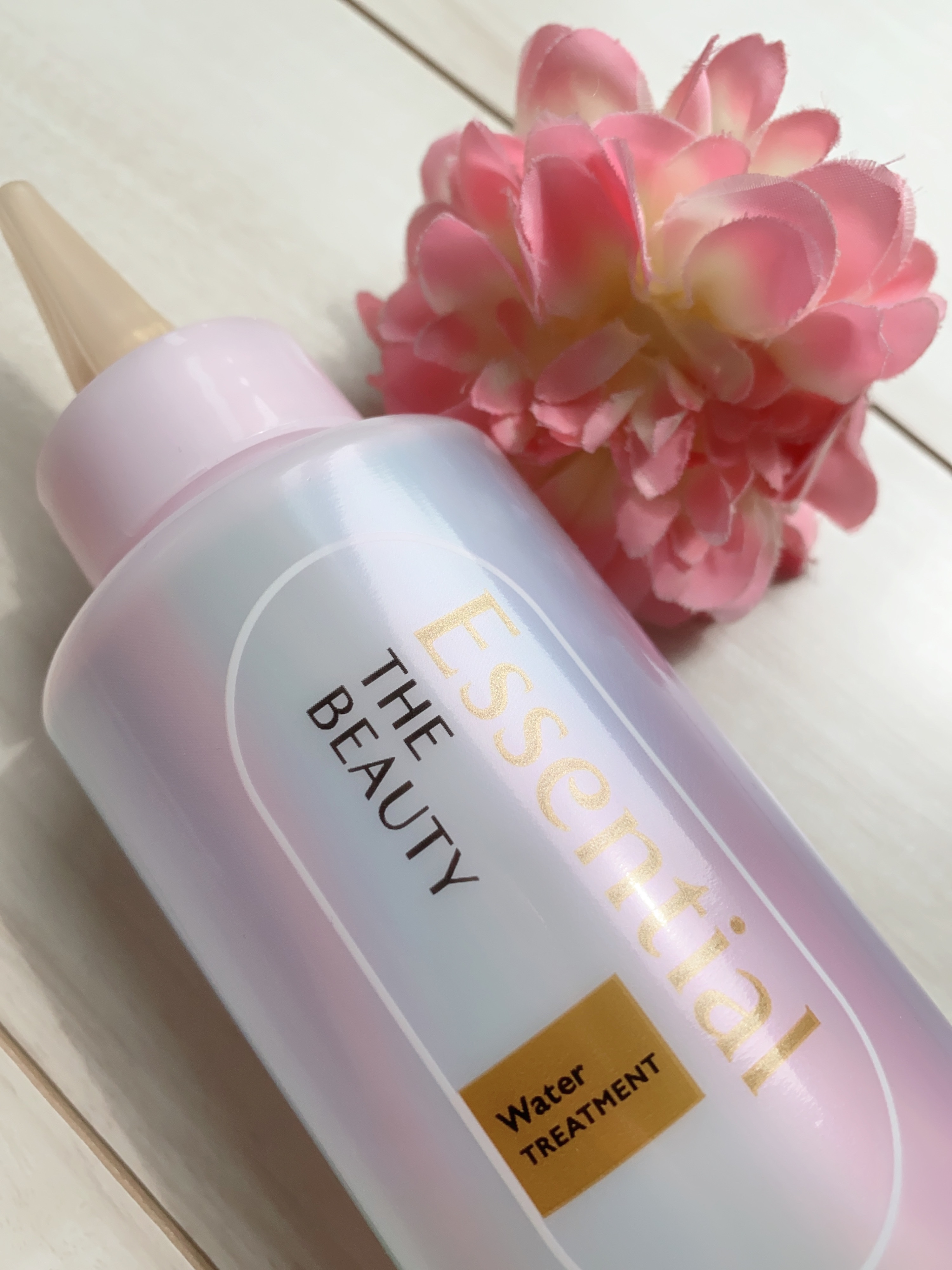 エッセンシャル プレミアム ウォータートリートメント EXスムース/エッセンシャル/アウトバストリートメントを使ったクチコミ（2枚目）