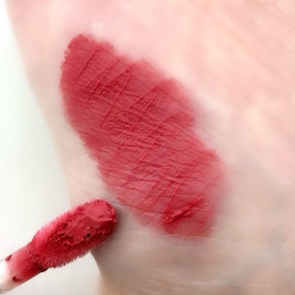 キス クラウド ブロッテッド リップ カラー 020 ラズベリー スフレ/REVLON/口紅を使ったクチコミ(3枚目)