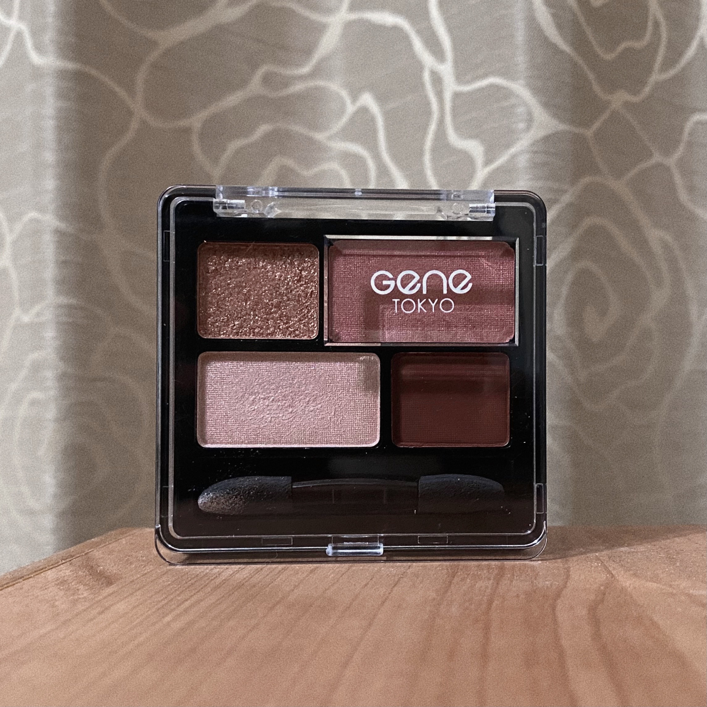 リラクシーアイシャドウ/GENE TOKYO/アイシャドウパレットを使ったクチコミ（2枚目）