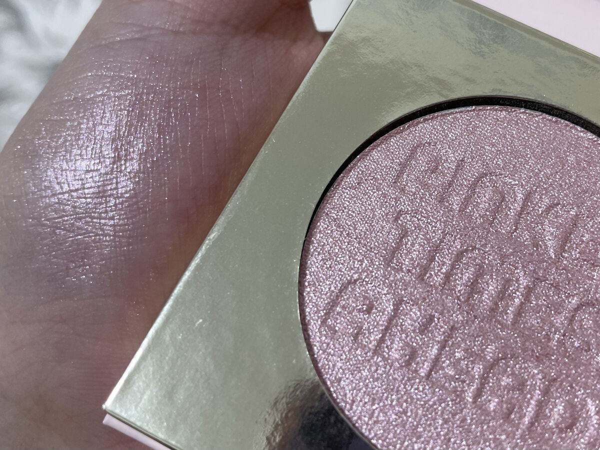 チーク ポッパー ハイライター/Too Faced/パウダーチークを使ったクチコミ（3枚目）