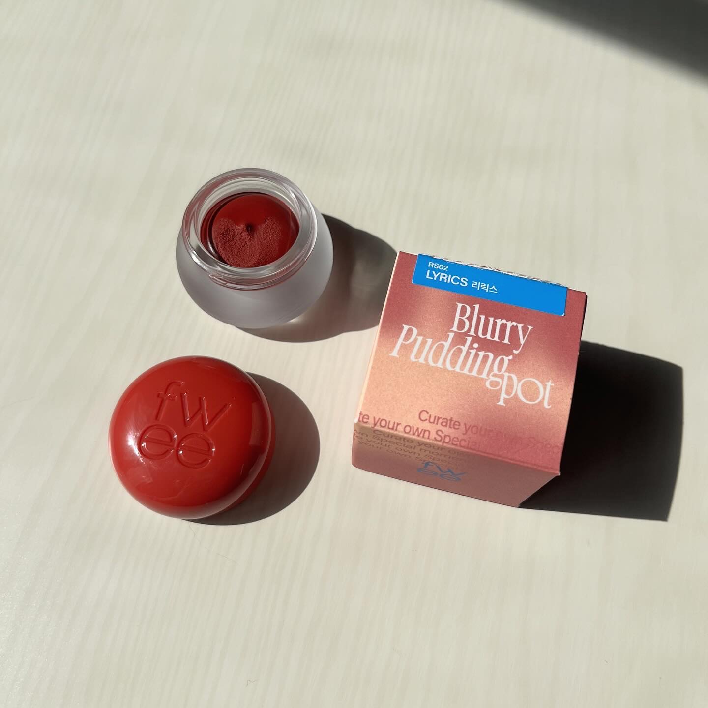 リップアンドチーク ブラーリープリンポット/fwee/口紅を使ったクチコミ（3枚目）