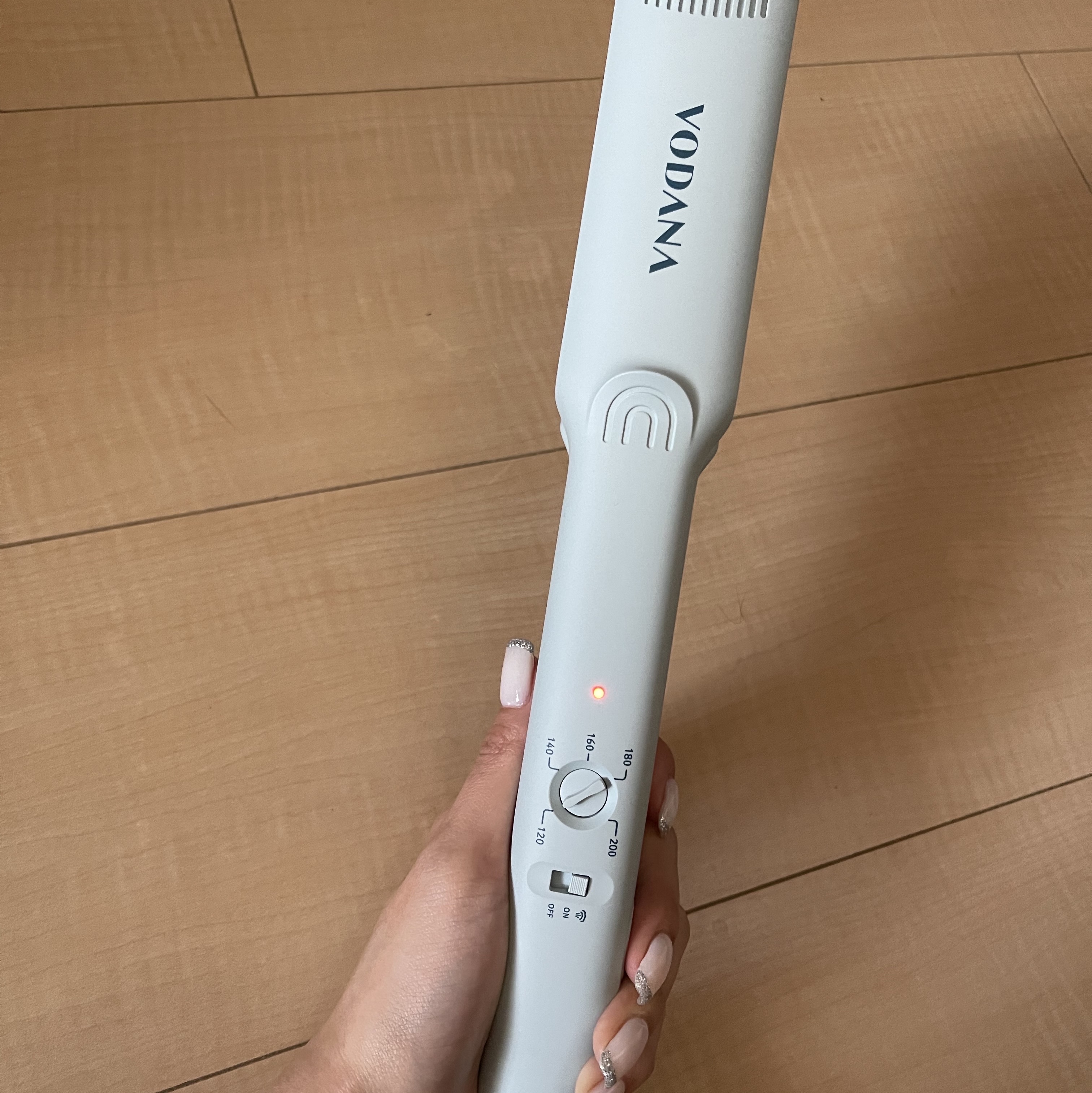 モイスチャースチームフラットアイロン 38mm/VODANA (ボダナ)/その他ヘアアイロンを使ったクチコミ（1枚目）