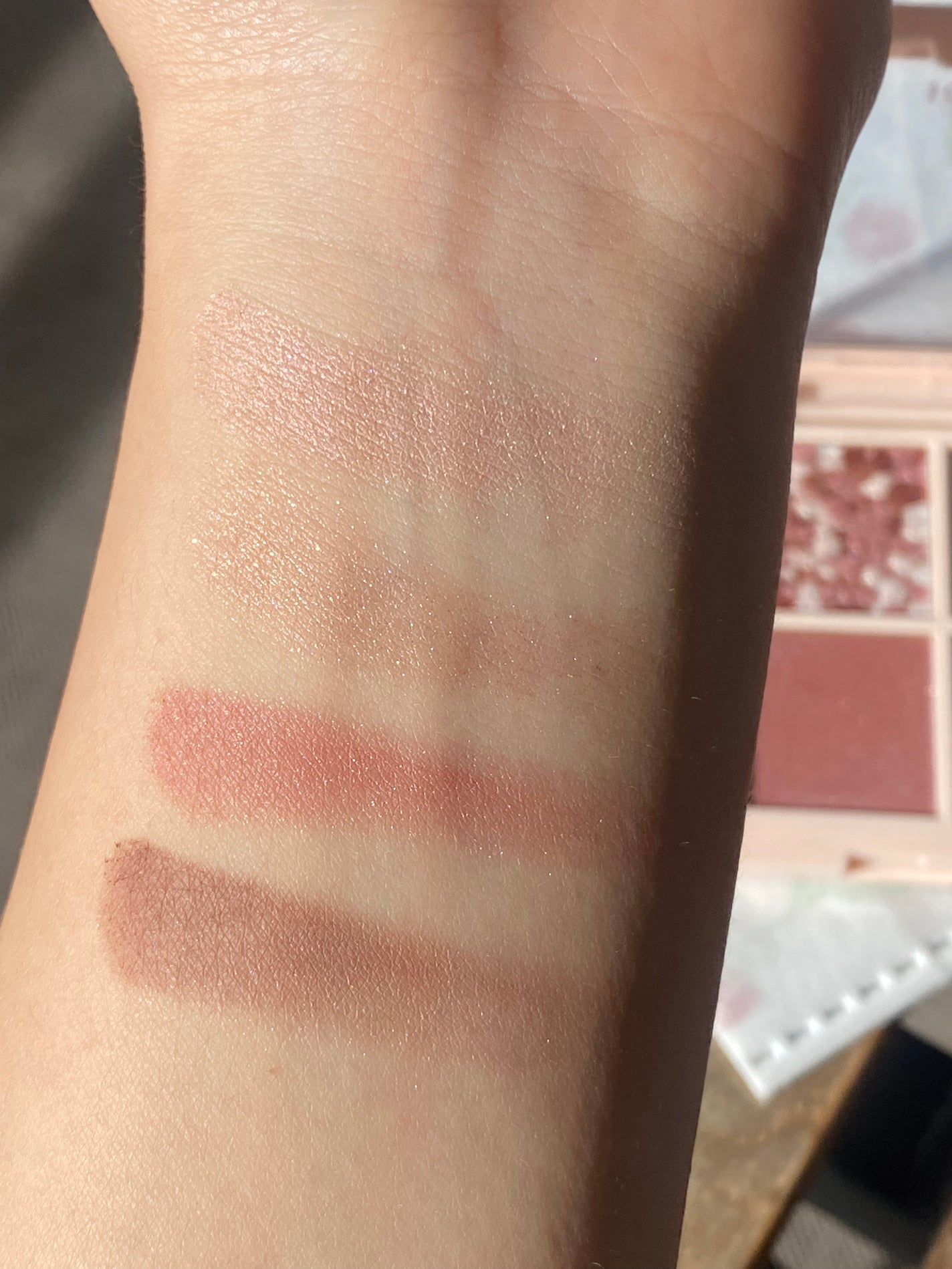 レブロン ダズル アイシャドウ クアッド/REVLON/アイシャドウパレットを使ったクチコミ(6枚目)