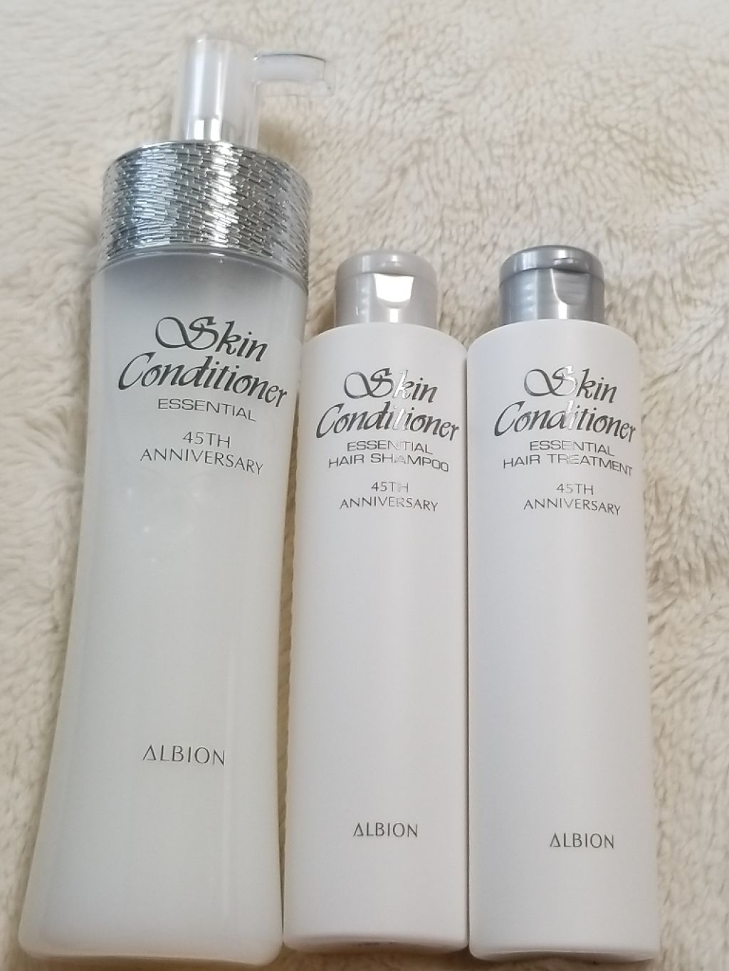 アルビオン 薬用スキンコンディショナー エッセンシャル 330ml/ALBION/化粧水を使ったクチコミ（2枚目）