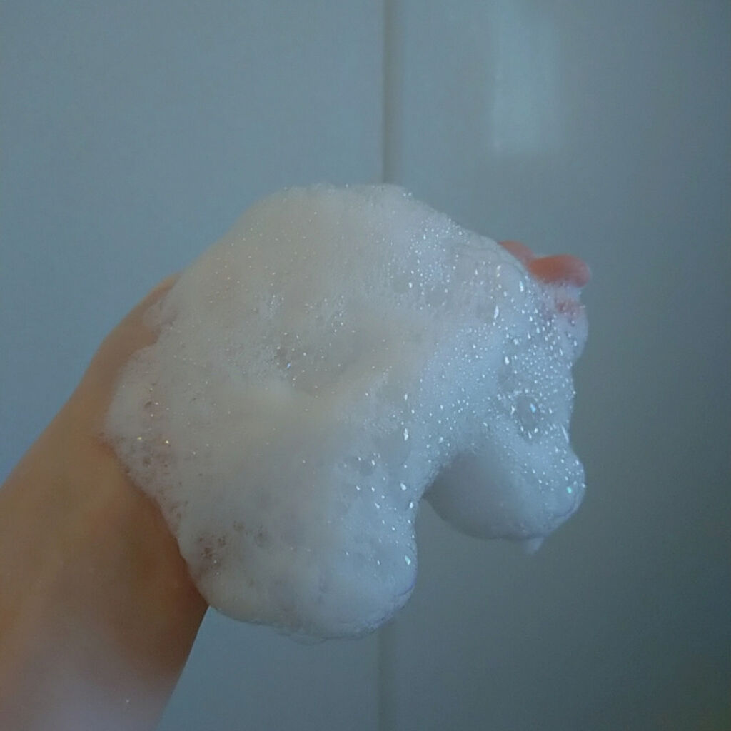 ボタニカルボディウォッシュ フルーティミュゲの香り/NICE ＆ QUICK/ボディソープを使ったクチコミ（3枚目）