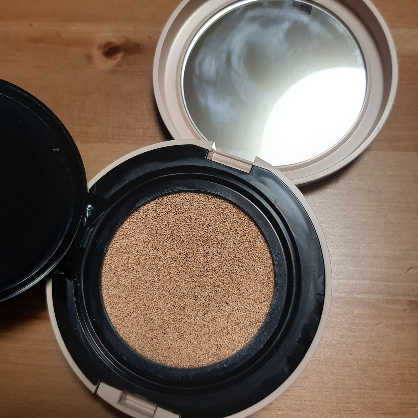 クッションファンデーション/CEZANNE/クッションファンデーションを使ったクチコミ(1枚目)