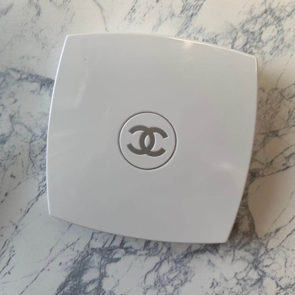 ル ブラン コンパクト ラディアンス/CHANEL/パウダーファンデーションを使ったクチコミ(2枚目)
