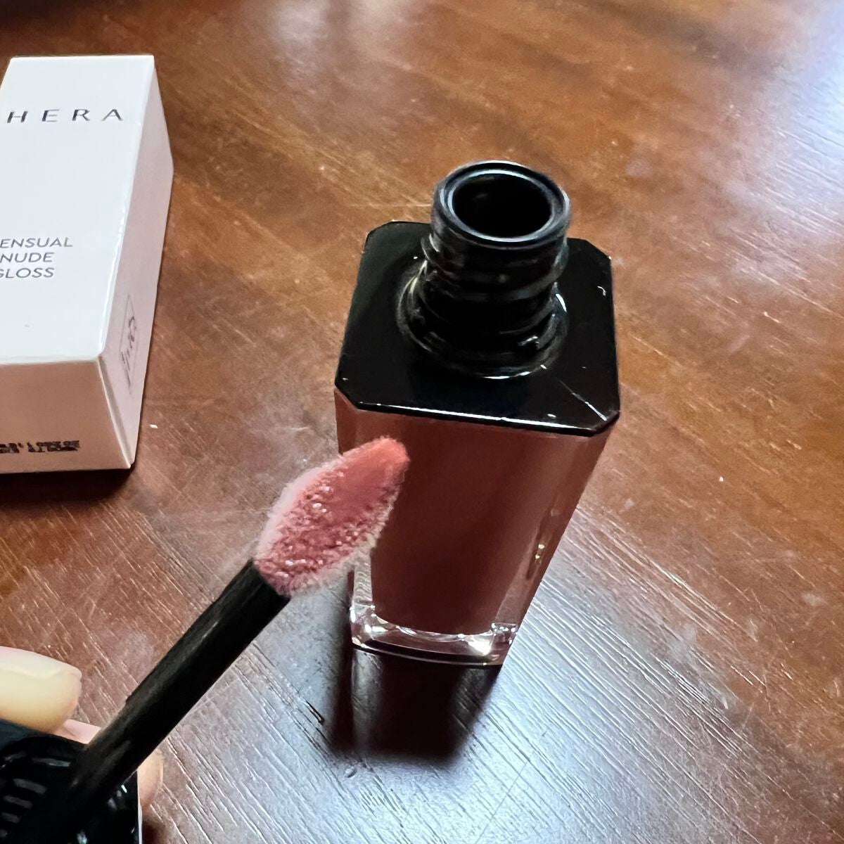 センシュアルヌードグロス/HERA/リップグロスを使ったクチコミ(2枚目)