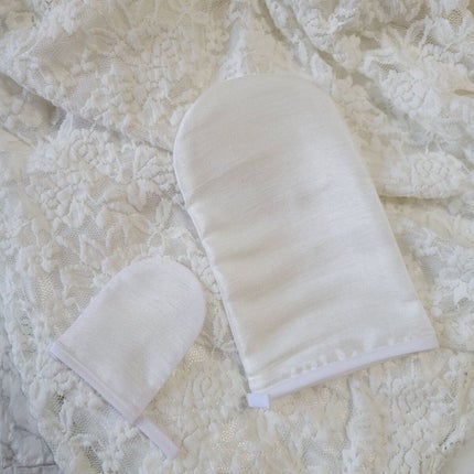 yuki on LIPS 「#ロアコスモꙬ꙳/シルクピーリングミトン、ボディ用andフェイ..」(3枚目)