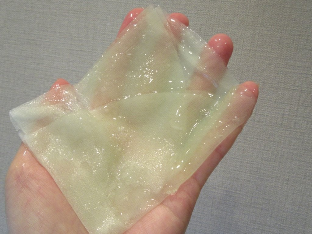 1番 ヒノキ水81%シートマスク/numbuzin/シートマスク・パックを使ったクチコミ(3枚目)