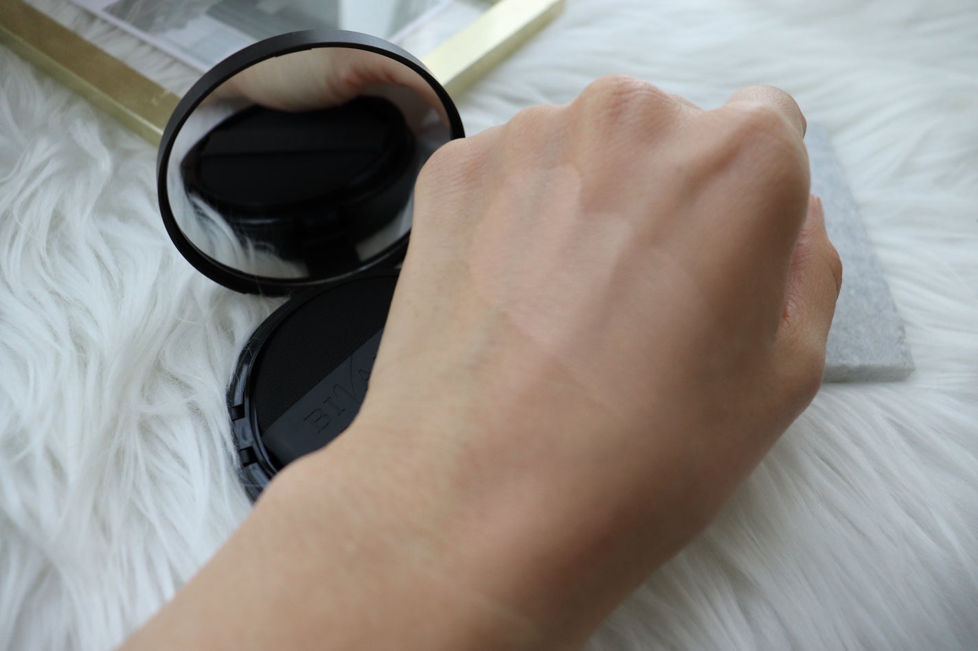 ベルベットジュエルクッション/BIVABOO/クッションファンデーションを使ったクチコミ(3枚目)