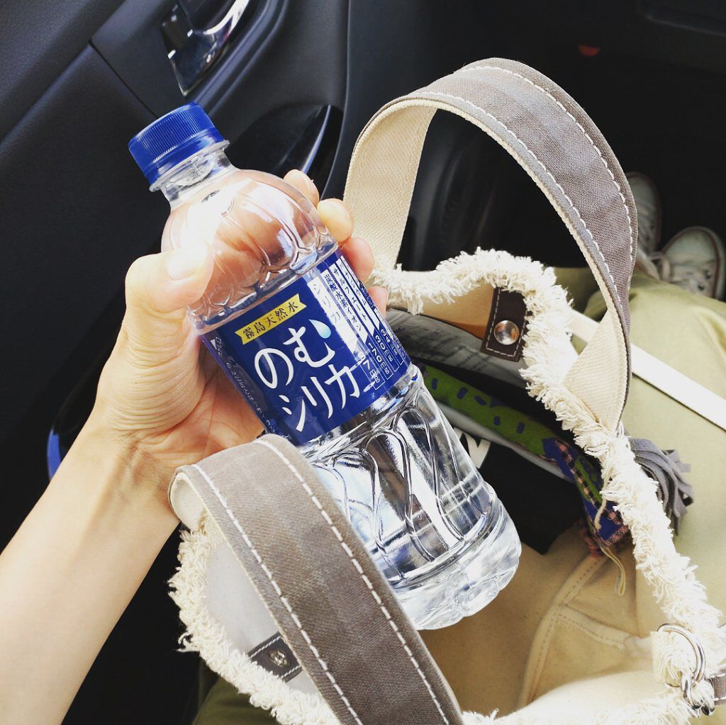 霧島天然水 のむシリカ/極選市場/ミネラルウォーターを使ったクチコミ（3枚目）