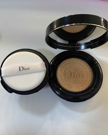 ディオールスキン フォーエヴァー クッション ディオールマニア エディション/Dior/クッションファンデーションを使ったクチコミ（2枚目）