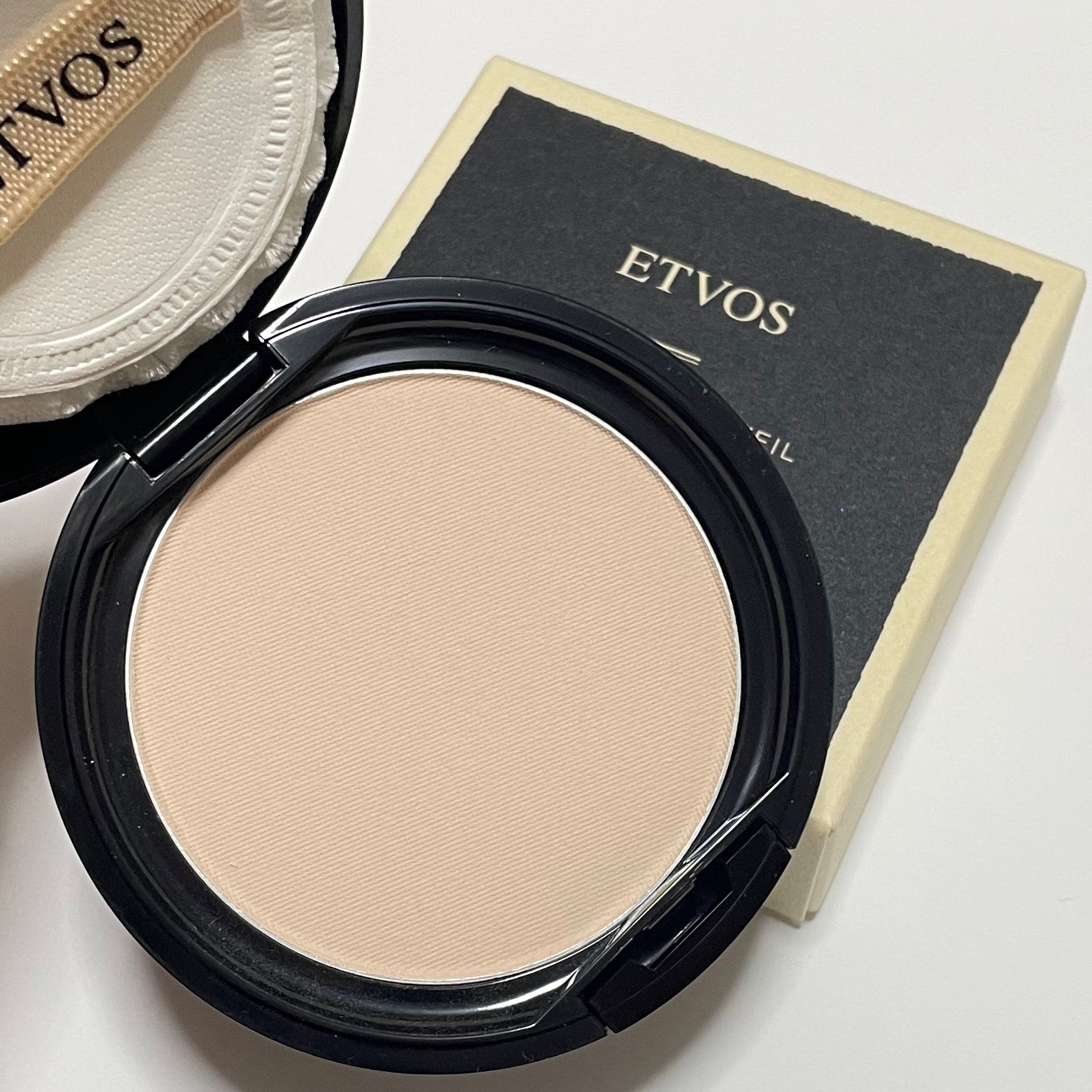 ミネラルシルキーベール 通常パッケージ/エトヴォス/プレストパウダーを使ったクチコミ（2枚目）