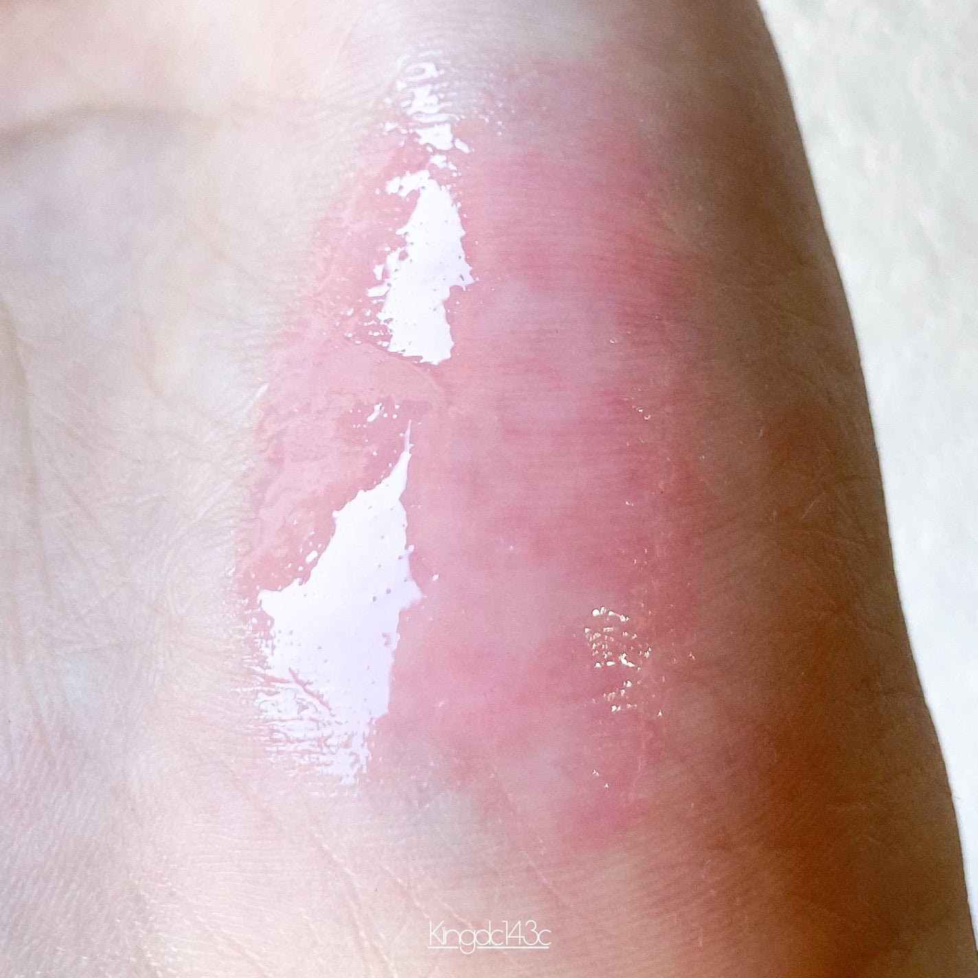 リップコンフォートオイル/CLARINS/リップグロスを使ったクチコミ(2枚目)