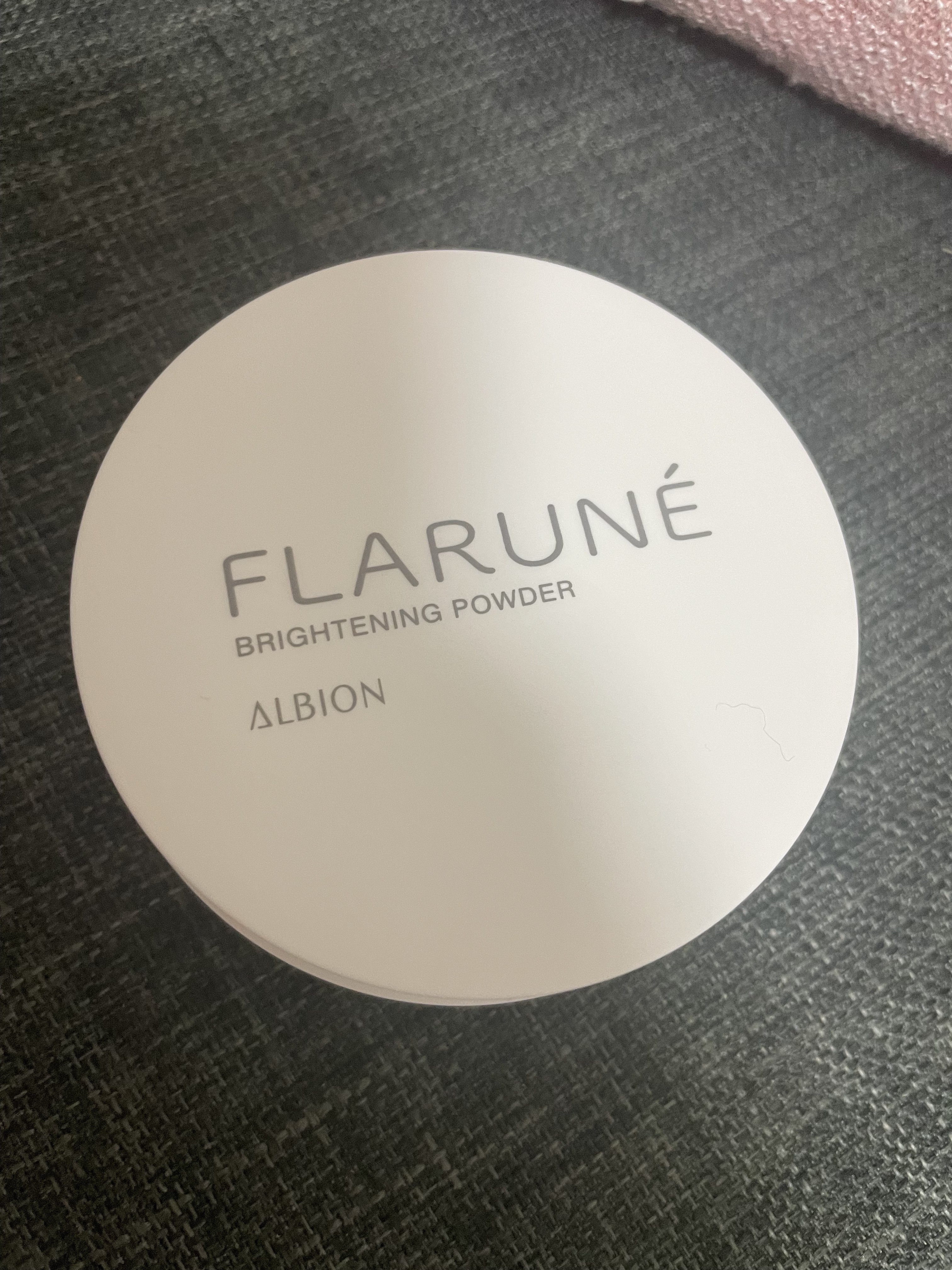 フラルネ ブライトニングパウダー/ALBION/プレストパウダーを使ったクチコミ（1枚目）