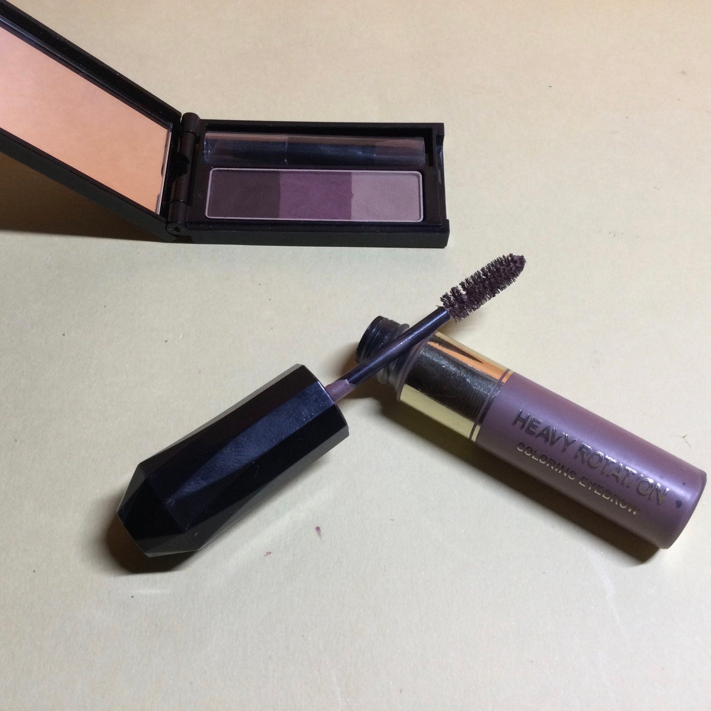 カラーリングアイブロウ/ヘビーローテーション/眉マスカラを使ったクチコミ(4枚目)