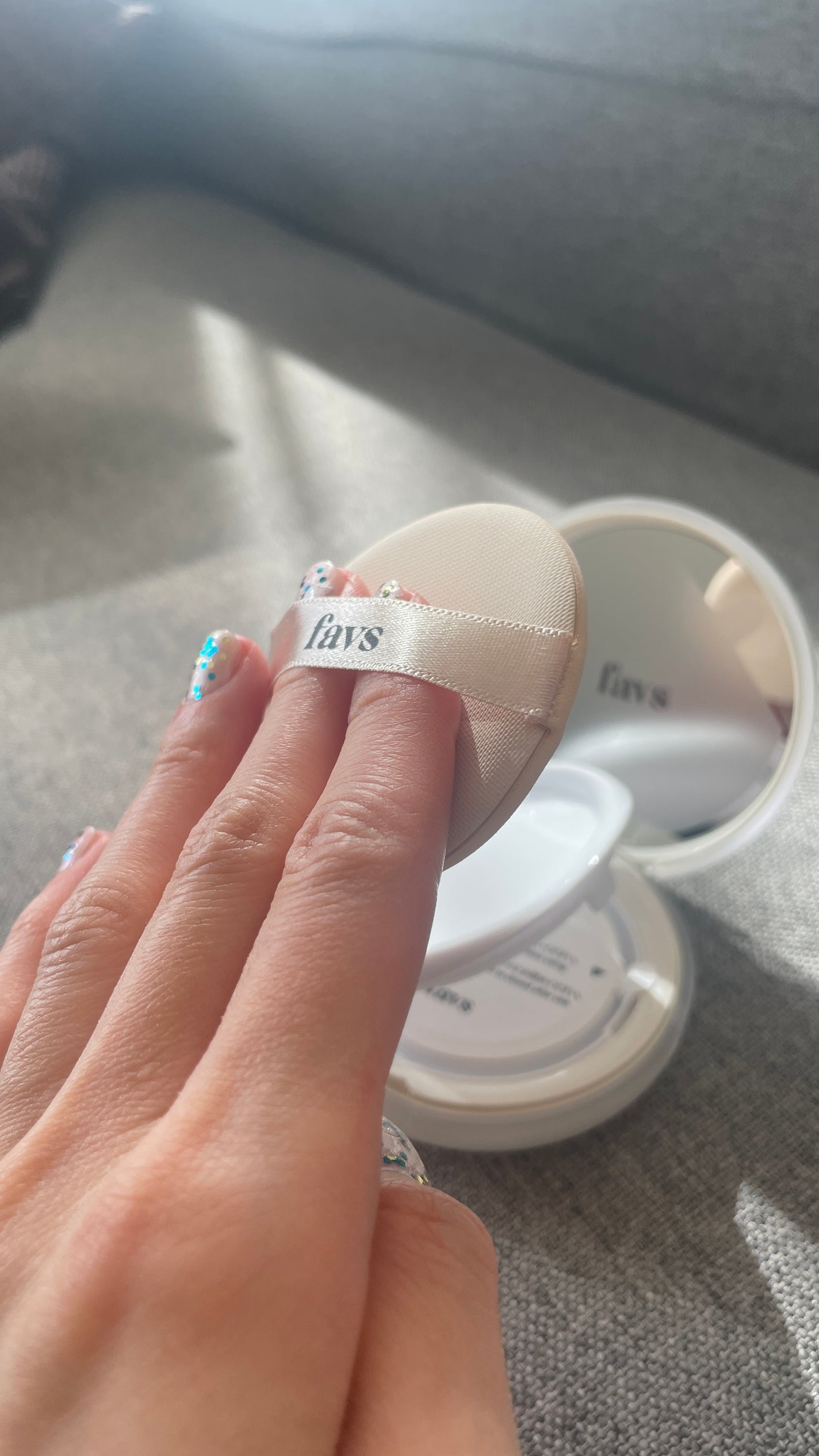 カーミンググロウアップクッションファンデーション/favs/リキッドファンデーションを使ったクチコミ(3枚目)