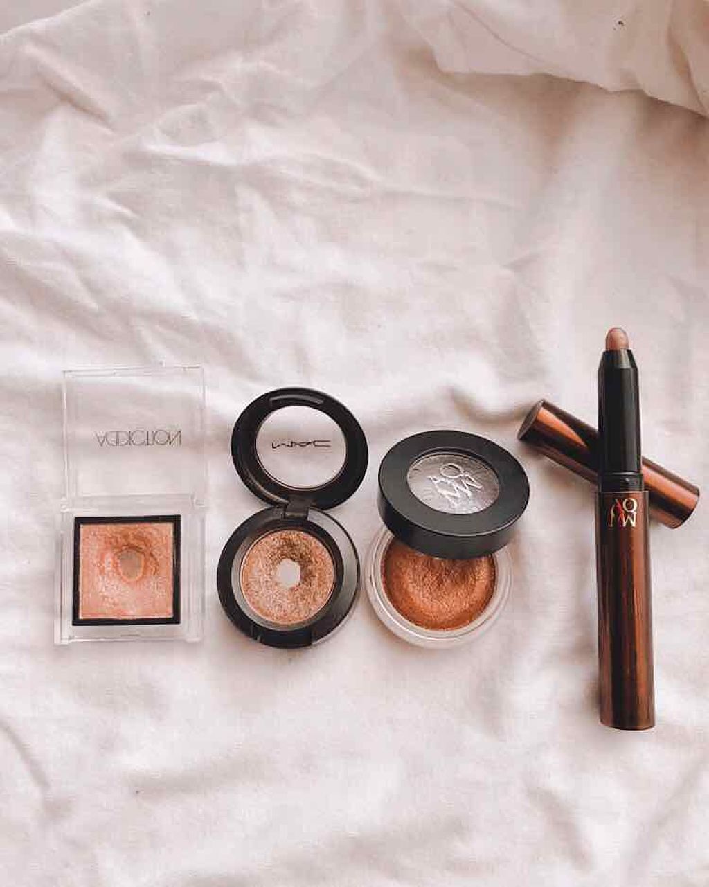 アディクション ザ アイシャドウ/ADDICTION/単色アイシャドウを使ったクチコミ（2枚目）