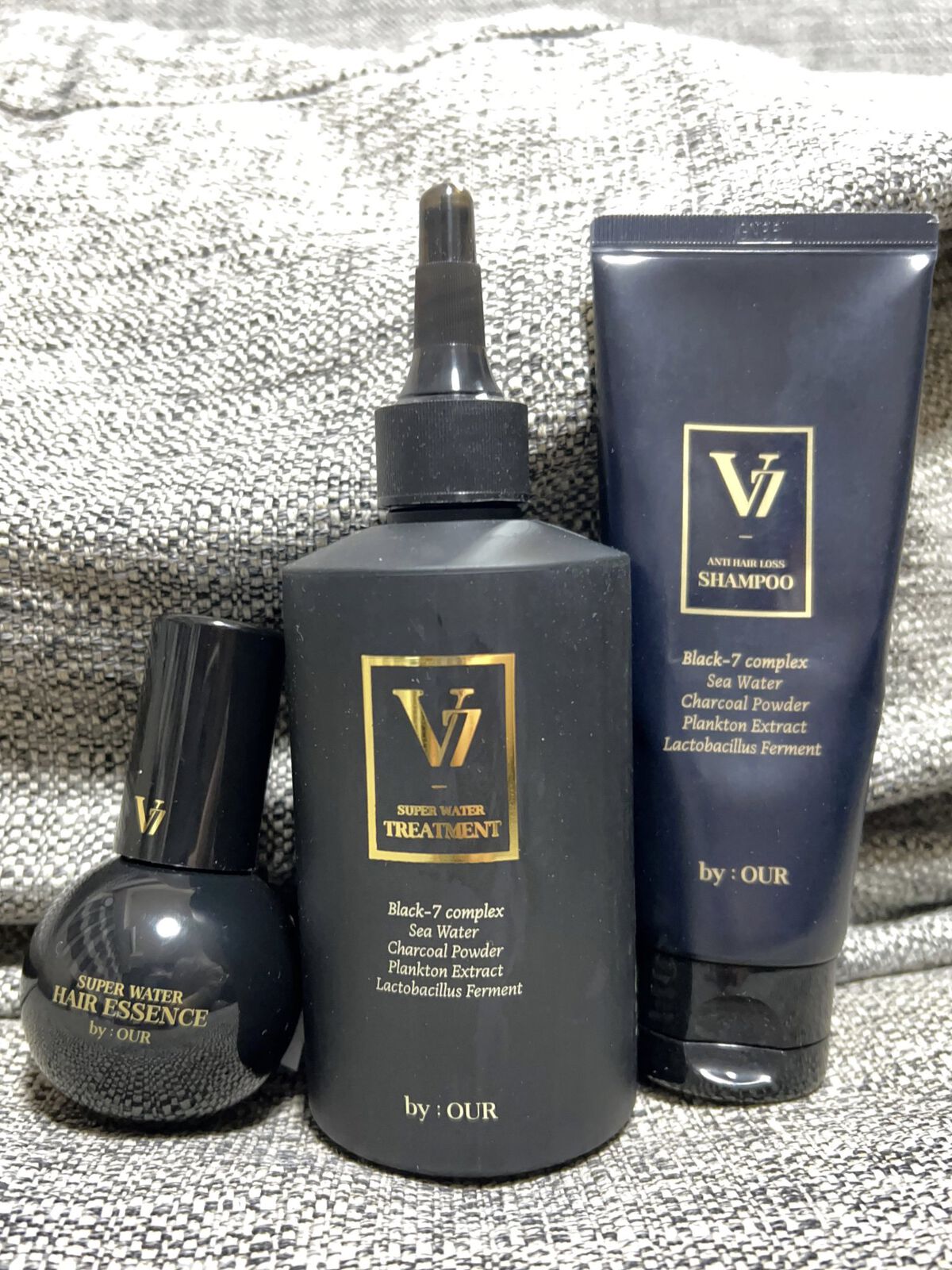 V7 スーパーウォーター ヘアエッセンス/by : OUR/アウトバストリートメントを使ったクチコミ（1枚目）