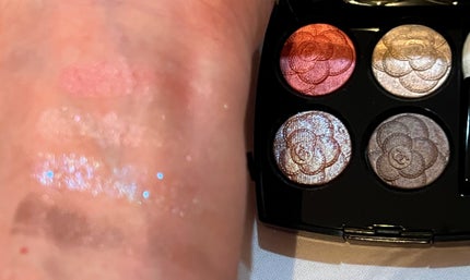 レ キャトル オンブル/CHANEL/アイシャドウパレットを使ったクチコミ(5枚目)