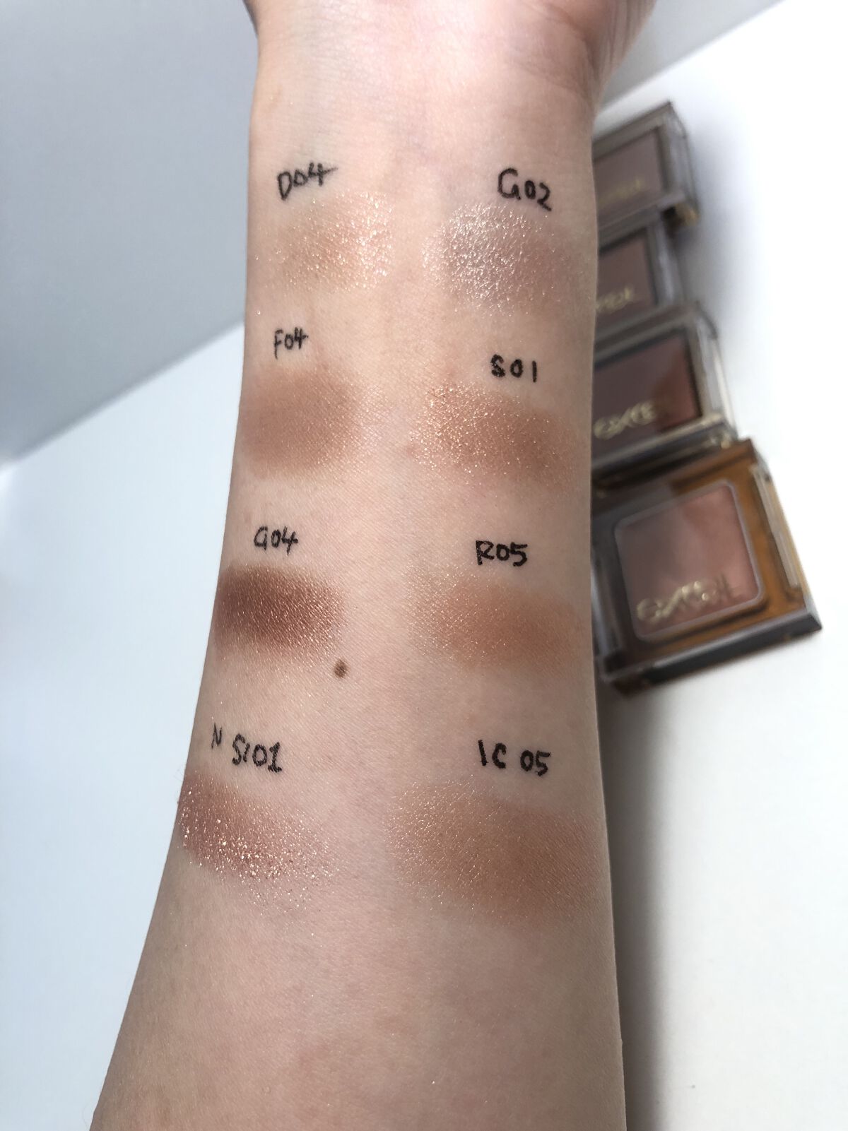 アイプランナー/excel/単色アイシャドウを使ったクチコミ（2枚目）