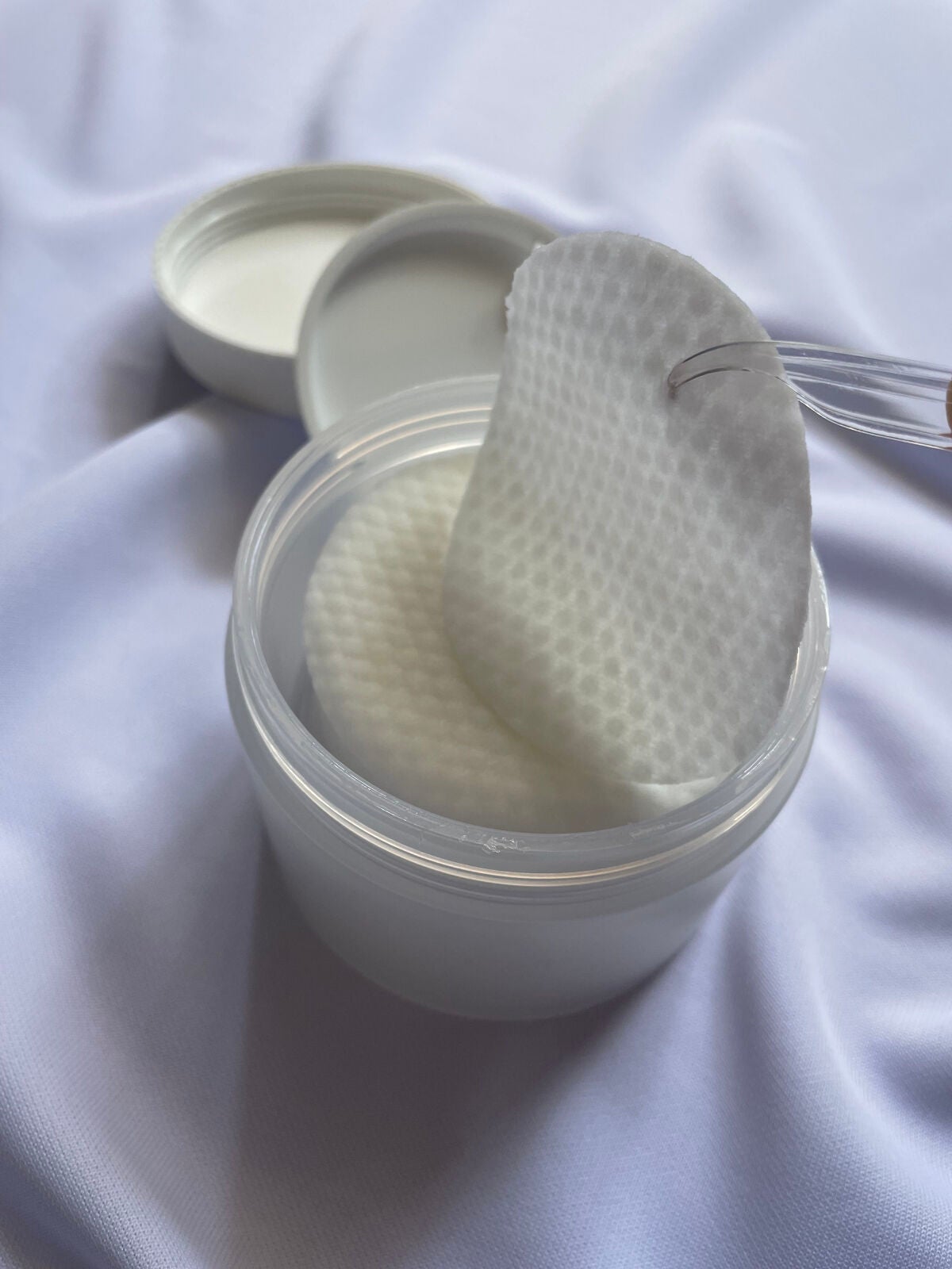 ローズインフューズド トーニングパッド/FEMMUE/拭き取り化粧水を使ったクチコミ(2枚目)