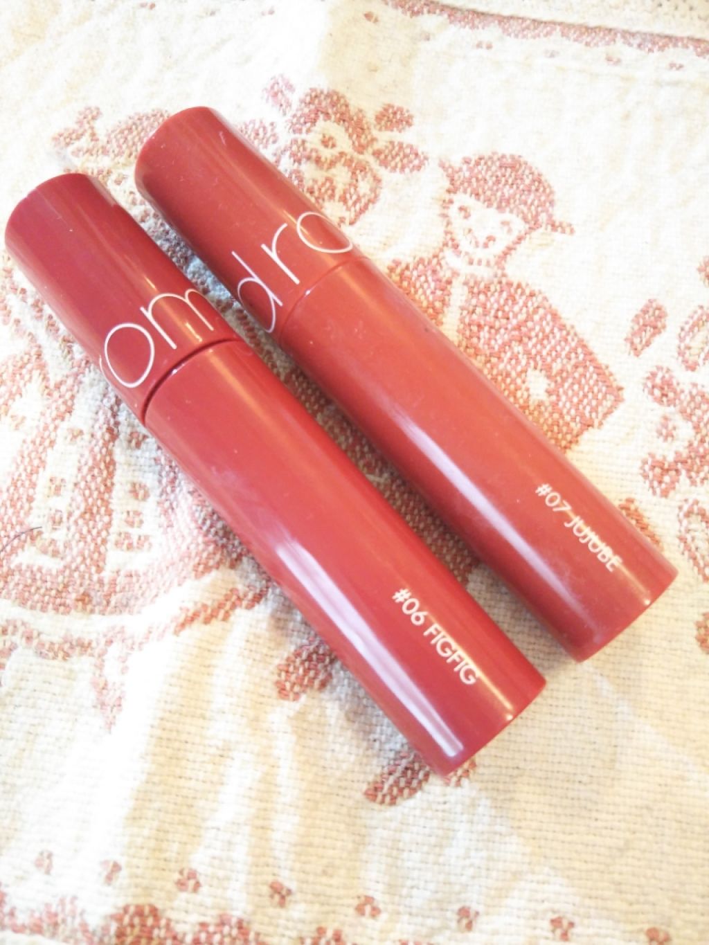 ジューシーラスティングティント/rom&nd/リップティントを使ったクチコミ（1枚目）