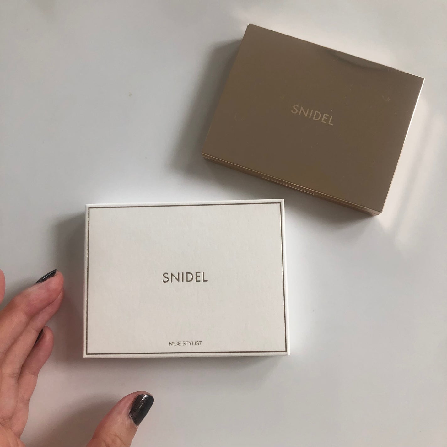 フェイス スタイリスト/SNIDEL BEAUTY/アイシャドウパレットを使ったクチコミ(3枚目)