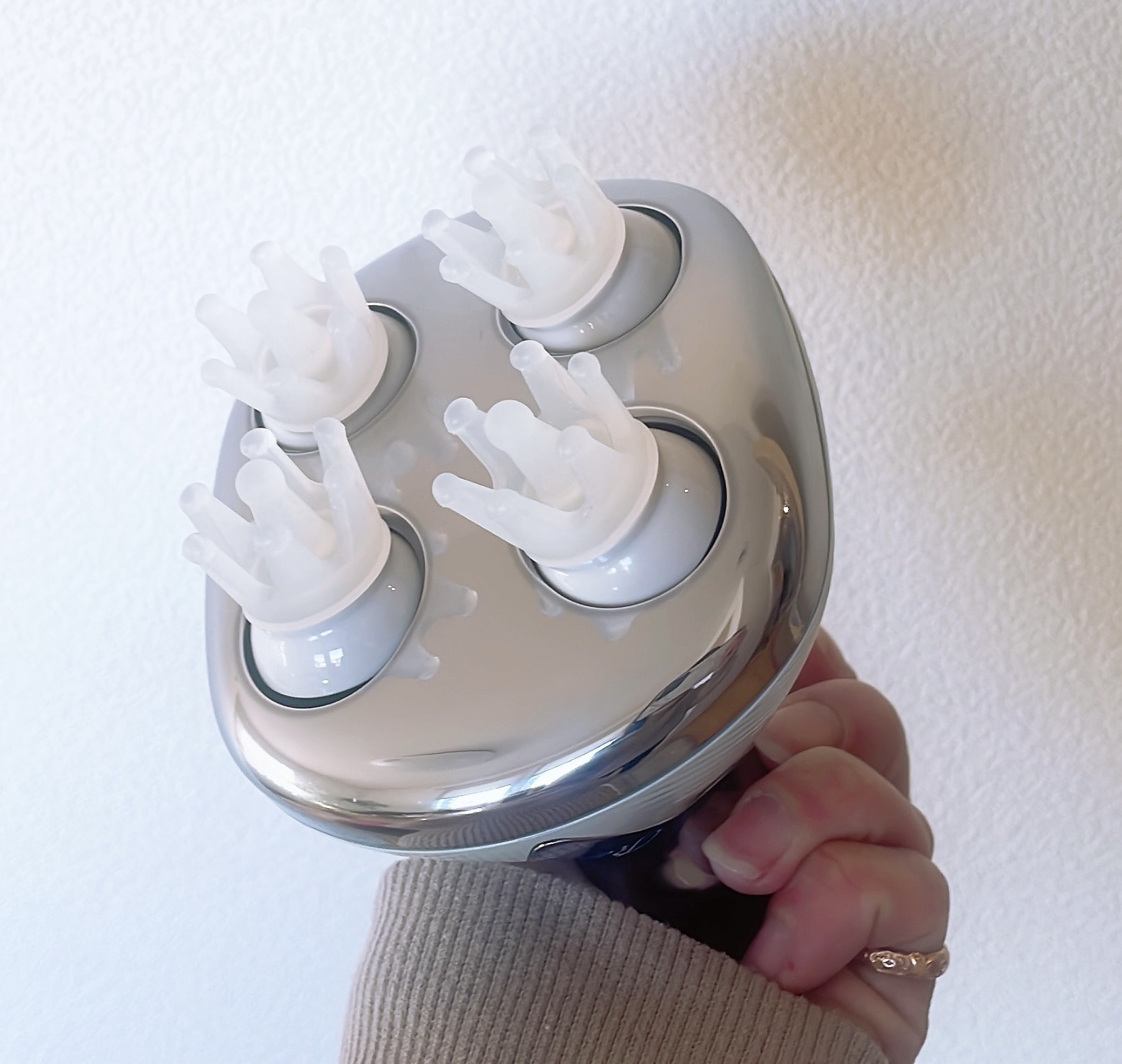 ReFa GRACE HEAD SPA/ReFa/ヘッドマッサージャーを使ったクチコミ（2枚目）