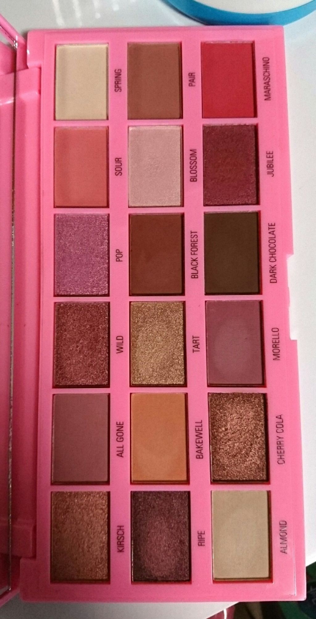 アイラブチョコレート/MAKEUP REVOLUTION/アイシャドウパレットを使ったクチコミ(3枚目)