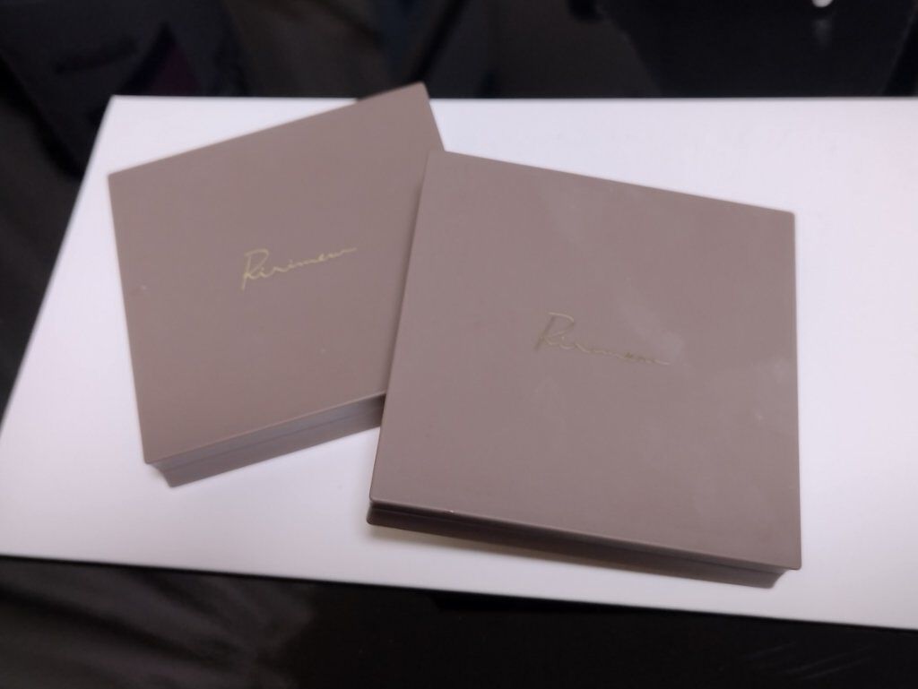 Ririmew インザミラーアイパレットのクチコミ「指原莉乃さんプロデュースアイシャドウ
Ririmew

インザミラーアイパレット　全2色
両方.....」（1枚目）