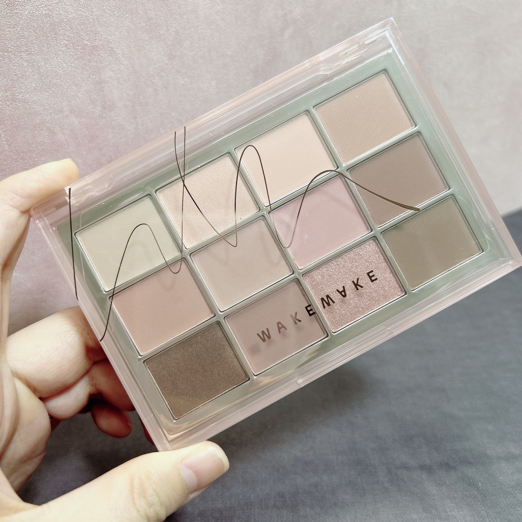 ソフトブラーリングアイパレット 02.リバリーブラーリング/wakemake/アイシャドウパレットを使ったクチコミ（3枚目）