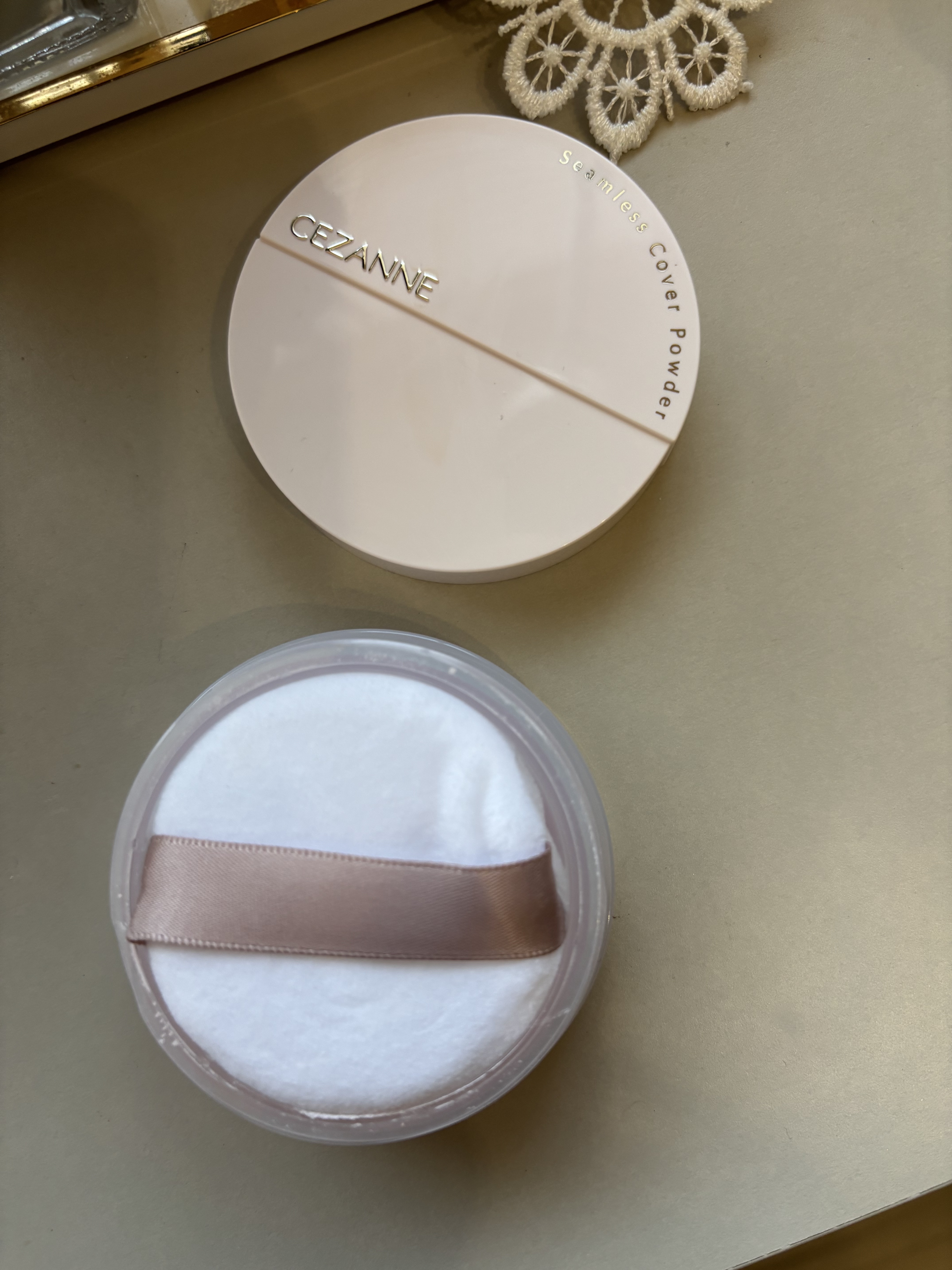 シームレスカバーパウダー/CEZANNE/フェイスパウダーを使ったクチコミ（2枚目）