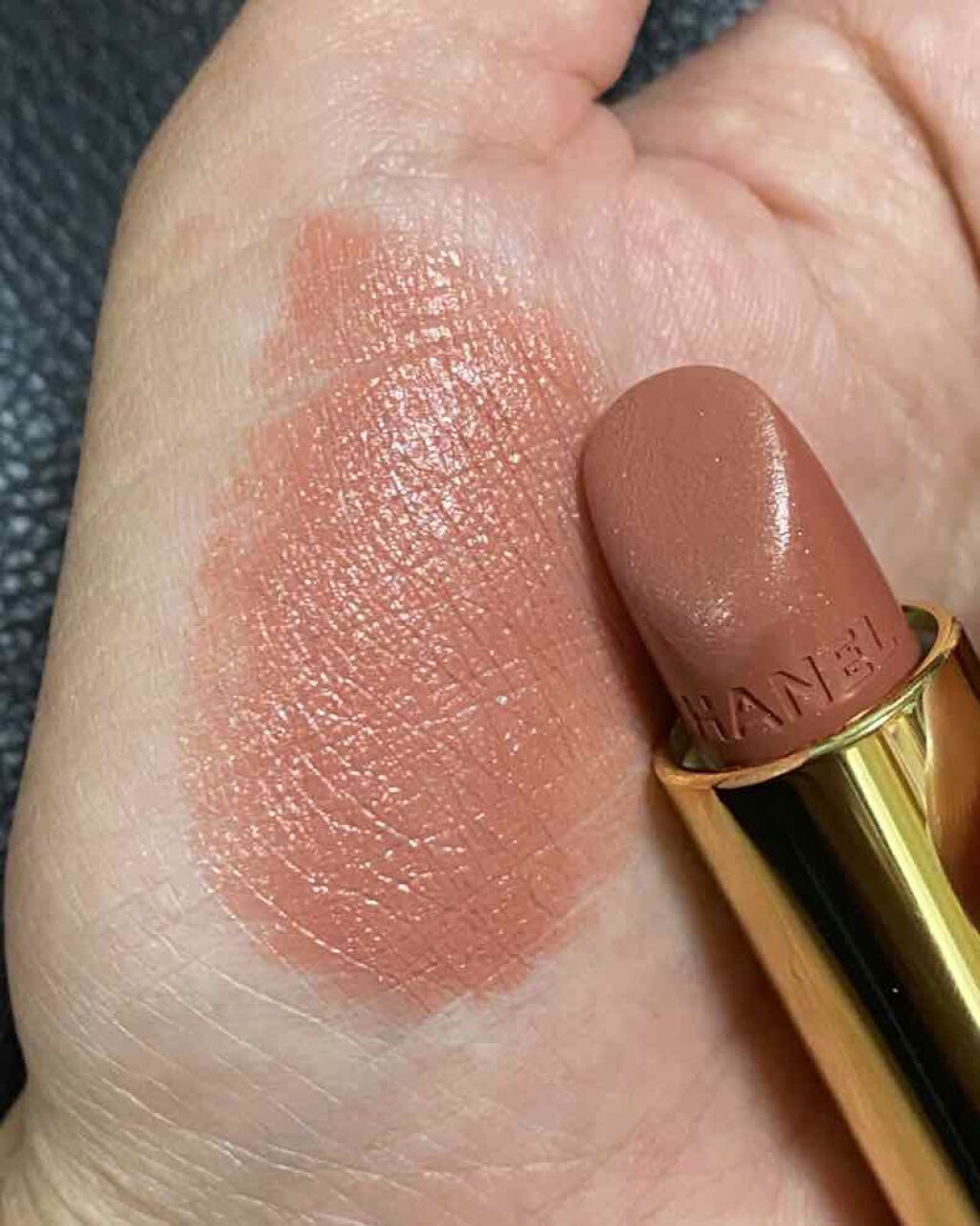 ルージュ アリュール 107 オー ベージュ/CHANEL/口紅を使ったクチコミ（2枚目）