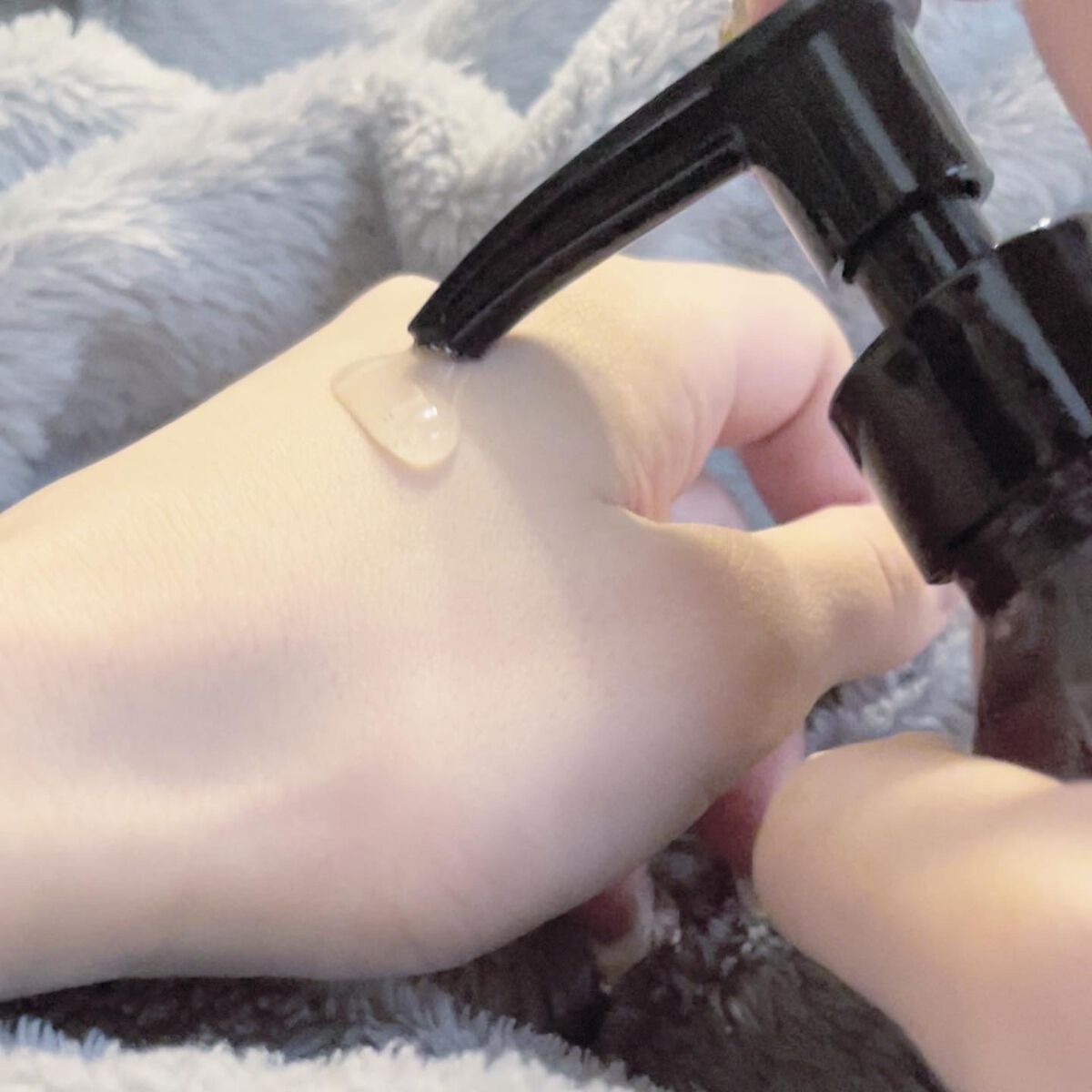 ホットマッサージ ジェルオイル（オリーブ）/CARESSA/ボディオイルを使ったクチコミ（2枚目）