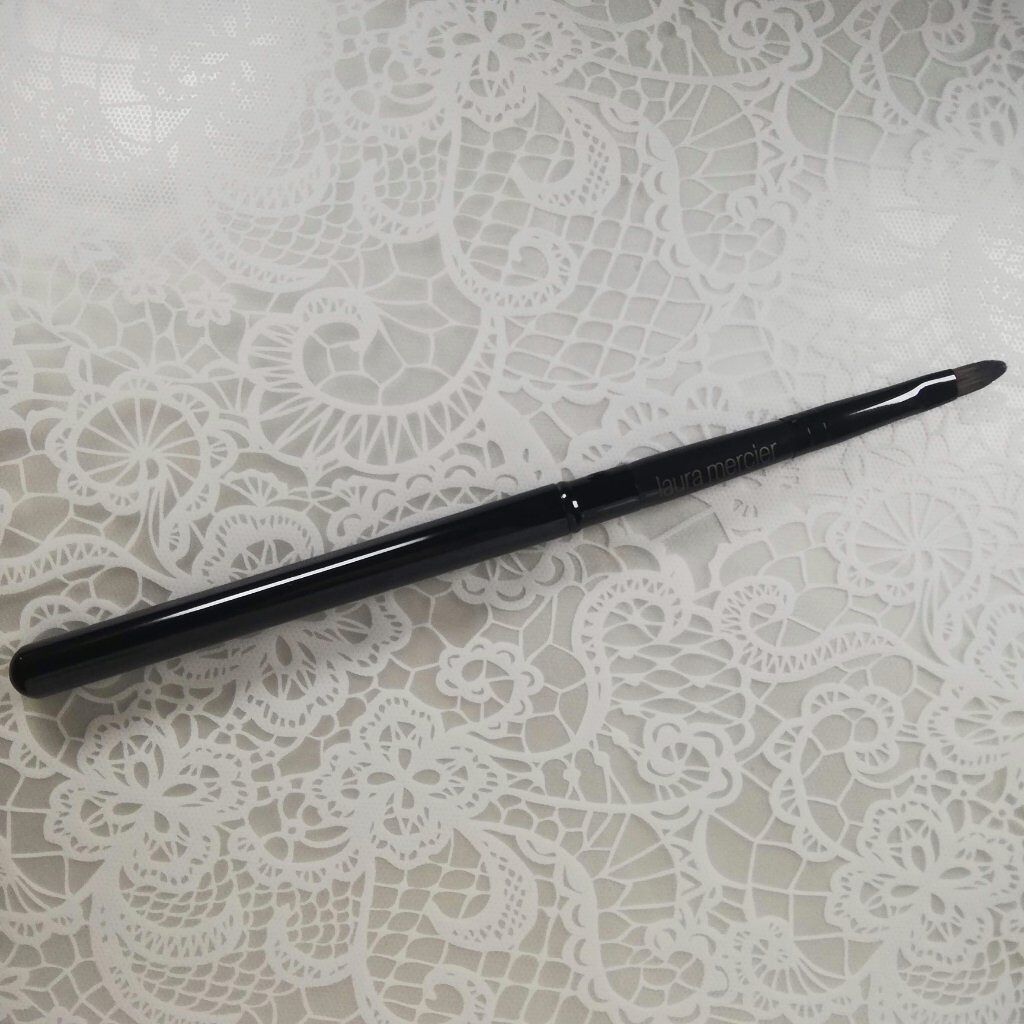 リップカラー ブラシ/ローラ メルシエ/メイクブラシを使ったクチコミ(3枚目)