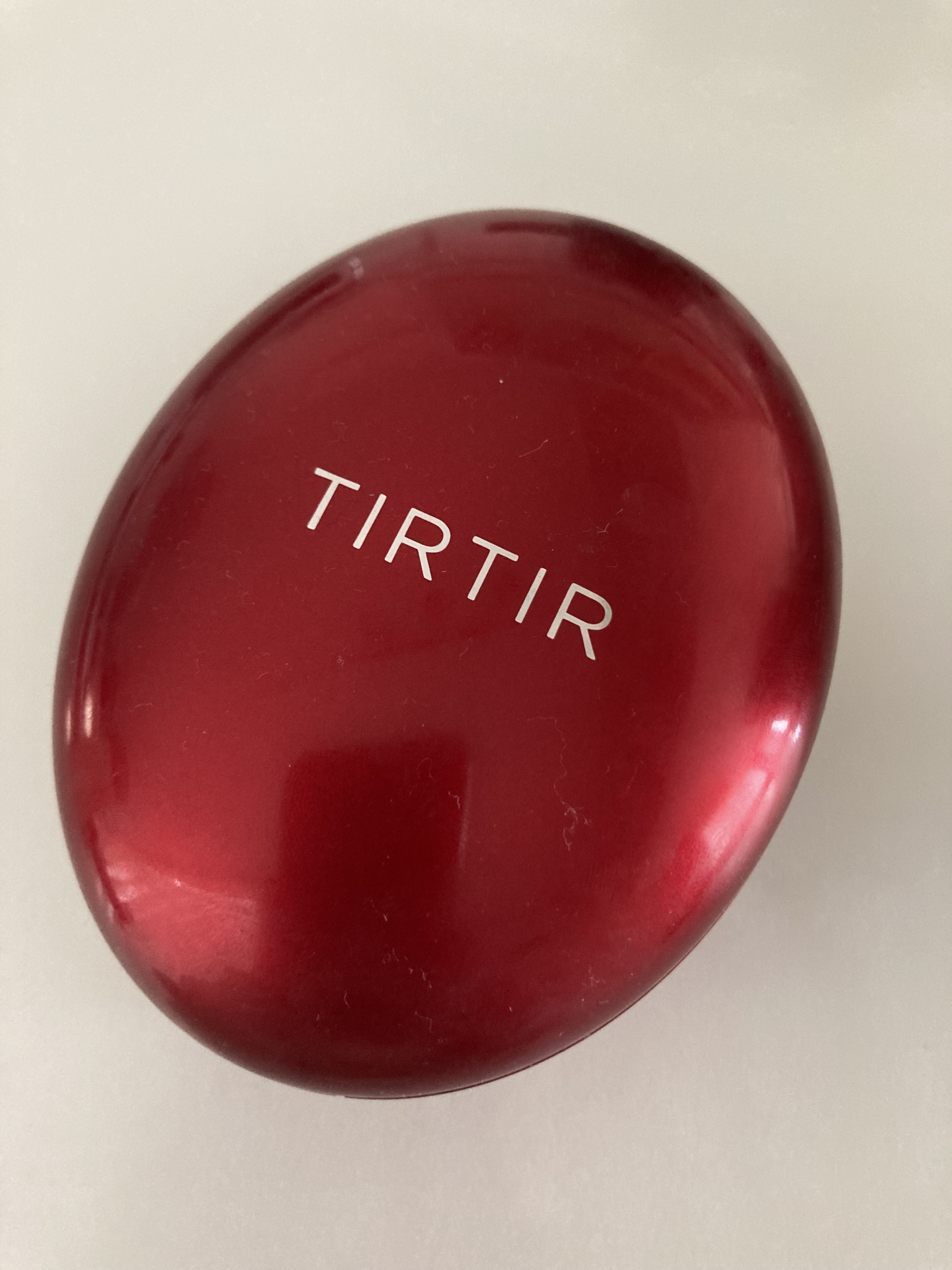 ずっと気になっていて、やっと購入！
うん！悪くない😊
最初はカバー力ありすぎて、ちょっと不自然になっていたけど、
量を調整して、慣れていくととても満足な仕上がりに🙌🏻

#TIRTIR
#ティルティル
#マスク フィット レッド クッ