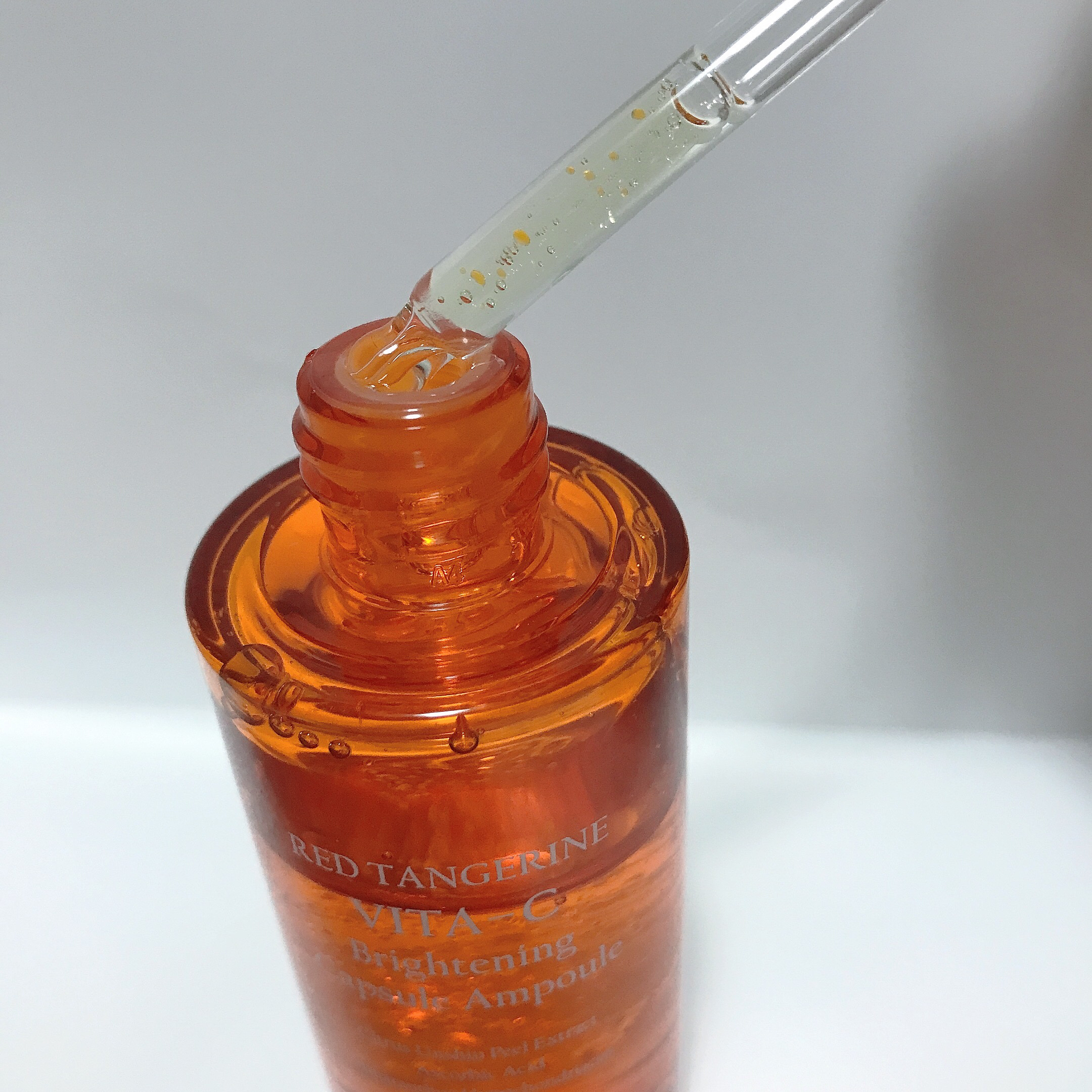 レッドタンジェリンVITA-Cカプセルセラム/DERMASHARE/美容液を使ったクチコミ（2枚目）
