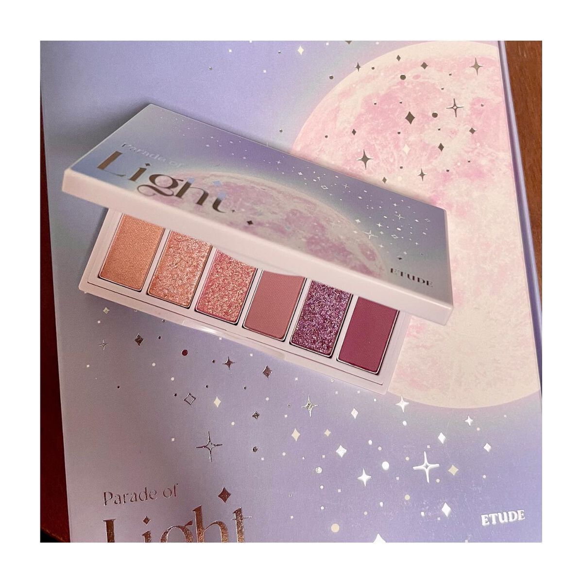 パレードオブライト　ホリデーメイクアップキット/ETUDE/メイクアップキットを使ったクチコミ（1枚目）