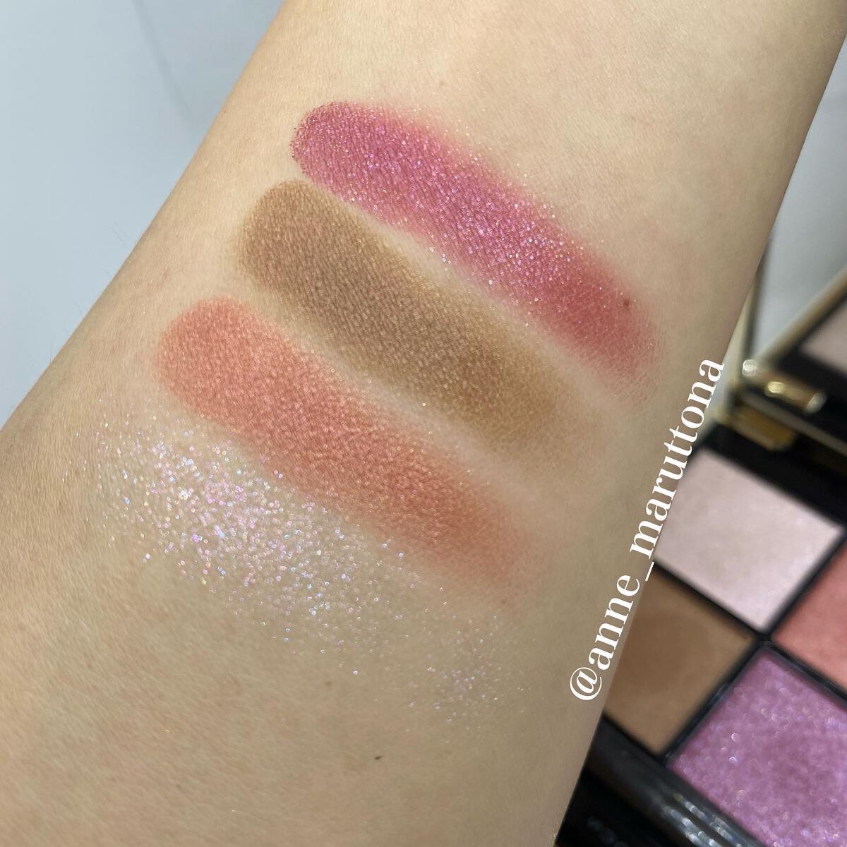 シグニチャー カラー アイズ/SUQQU/アイシャドウパレットを使ったクチコミ（3枚目）