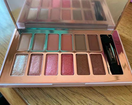 バレンタインボックス/VAVI MELLO/アイシャドウパレットを使ったクチコミ(2枚目)