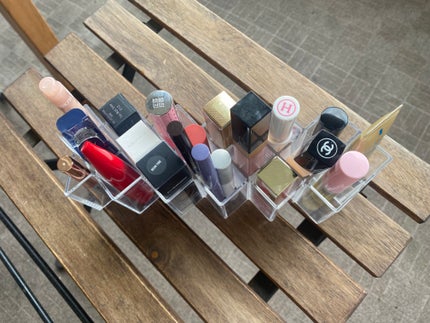 ぷぅぴぃ《紫コス部💜💗》 on LIPS 「Lolaletのリップスタンド💄💋めちゃくちゃ便利❣️#かぴち..」(7枚目)