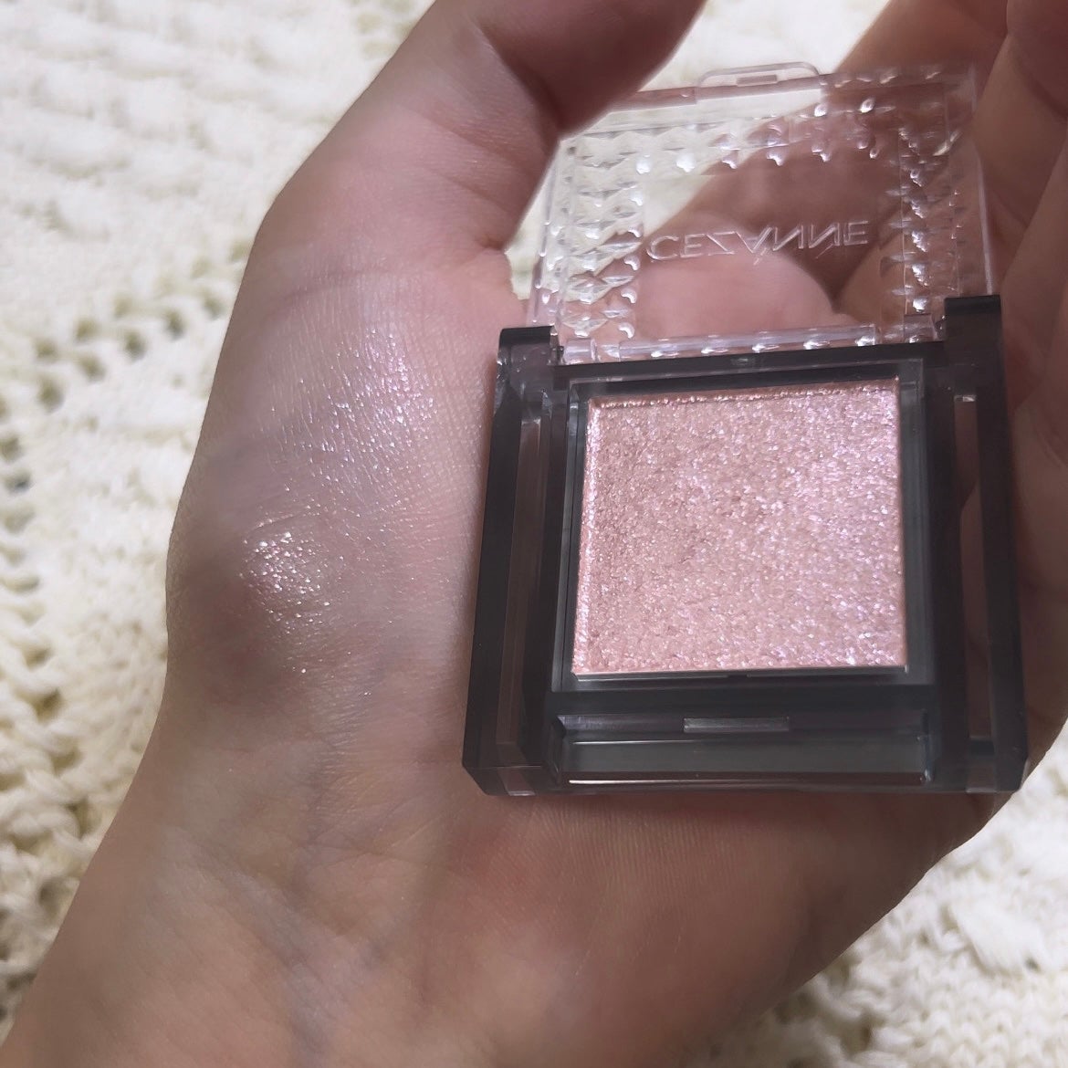 シングルシャイニーアイシャドウ/CEZANNE/アイシャドウを使ったクチコミ(5枚目)