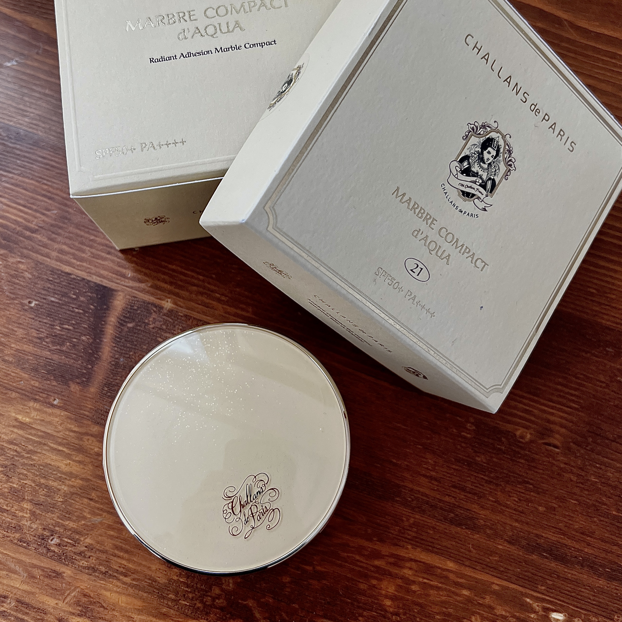 MARBRE COMPACT d’AQUA / CHALLANS de PARIS